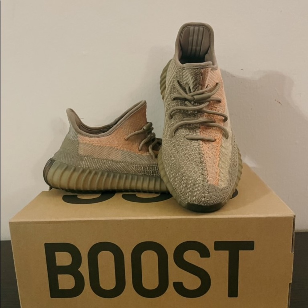 Yeezy 350 Sand Taupe - Picture 1 of 5